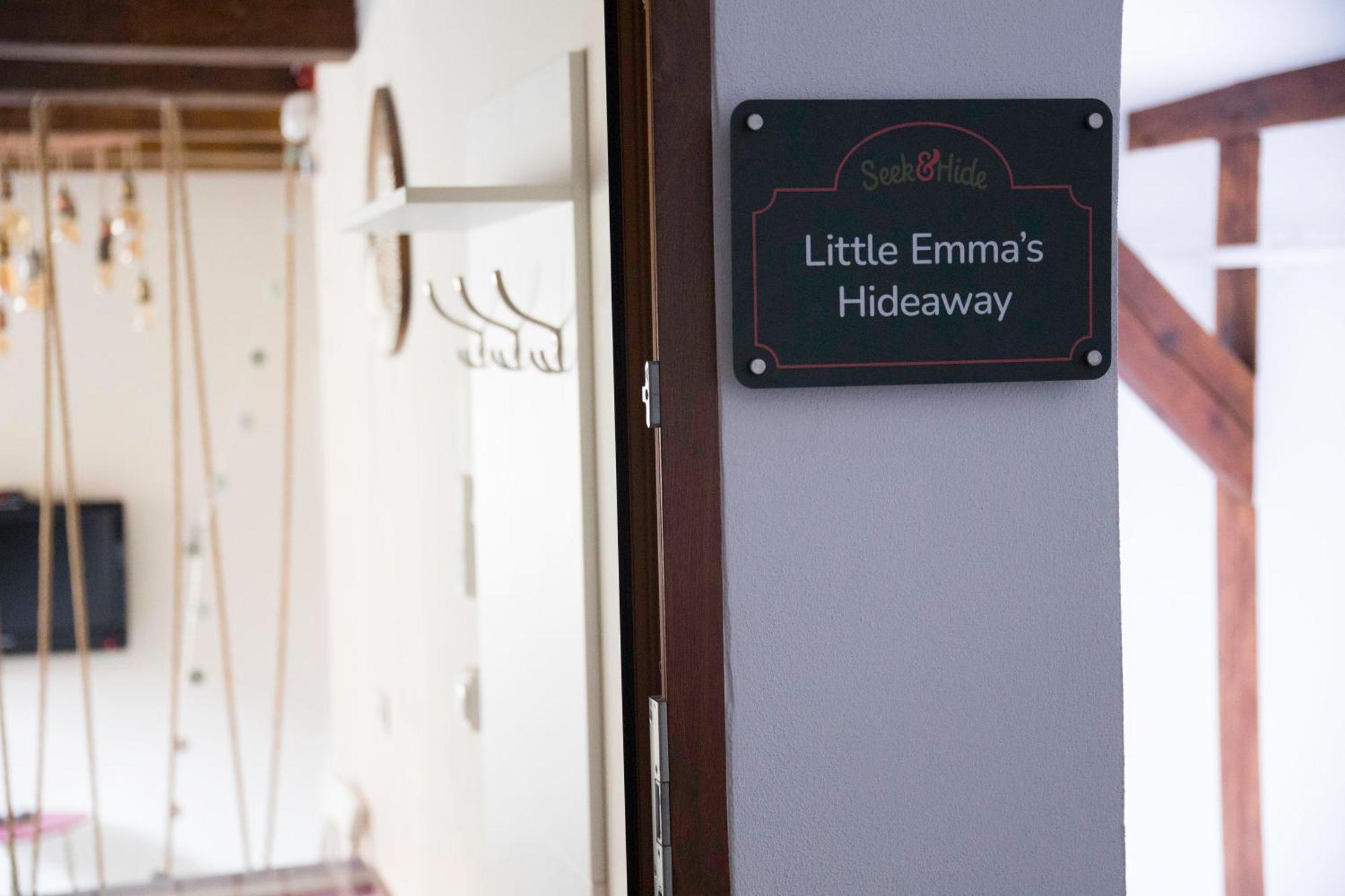 Seek And Hide - Little Emma'S Hideaway Braşov Buitenkant foto